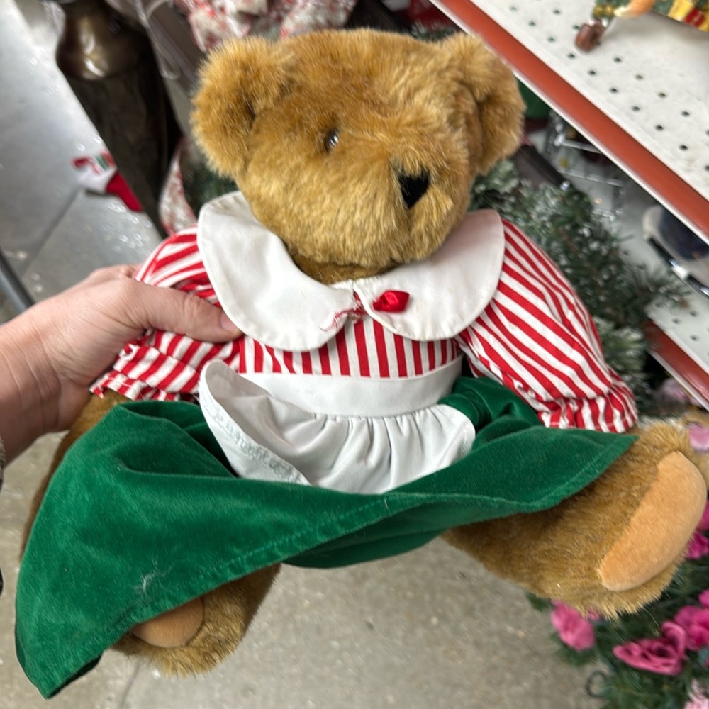 Vintage Vermont teddy bear christmas